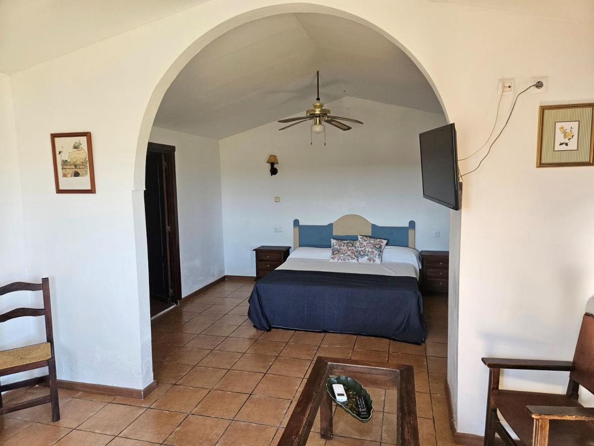 Hotel Rural Portilla De Monfraguee Toril  エクステリア 写真